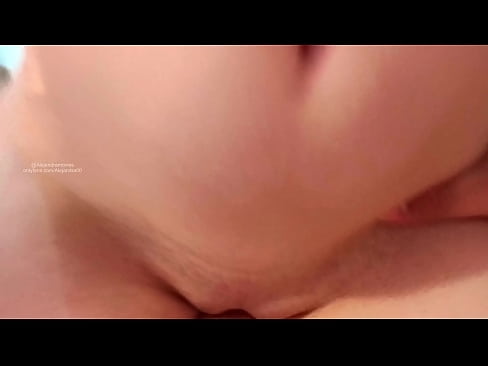 ❤️ Slapen in de kamer van mijn zus en zo werd ik wakker. ❤ Fucking video at us