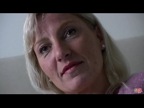 ❤️ De moeder die we allemaal neukten... Dame, gedraag je! ❤ Fucking video at us